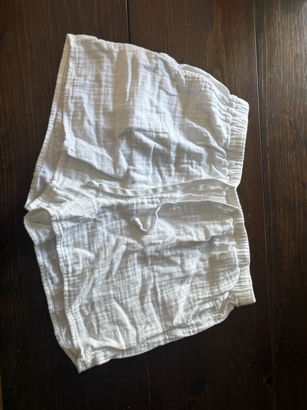 Wilfred White Linen Drawstring Shorts